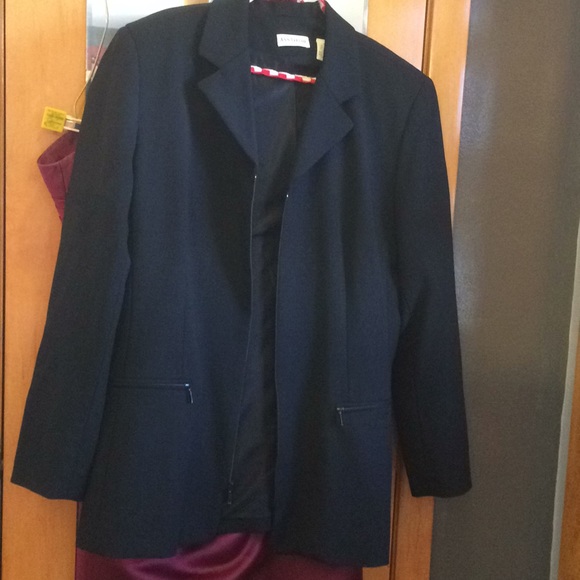 Ann Taylor Jackets & Blazers - Ann Taylor blazer guc.